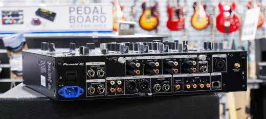 Pioneer DJ - DJM-A9 2